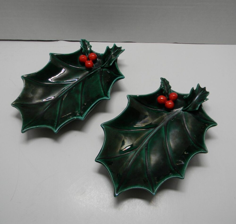 2 Vintage Lefton Christmas Holly Leaf w/Berries Nut Dish Candy Dishes 7.5x5”